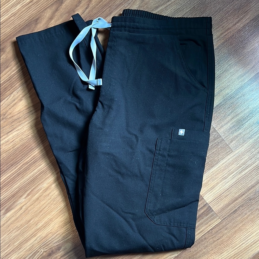 Women’s black Figs scrub pants
